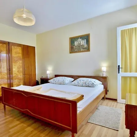 Ivans 아파트 Kampor